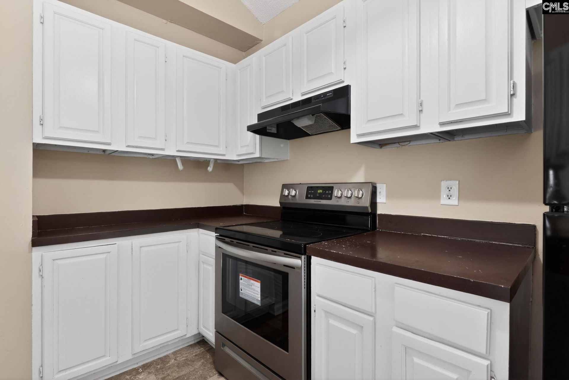 7933 Burdell Drive  Photo 20