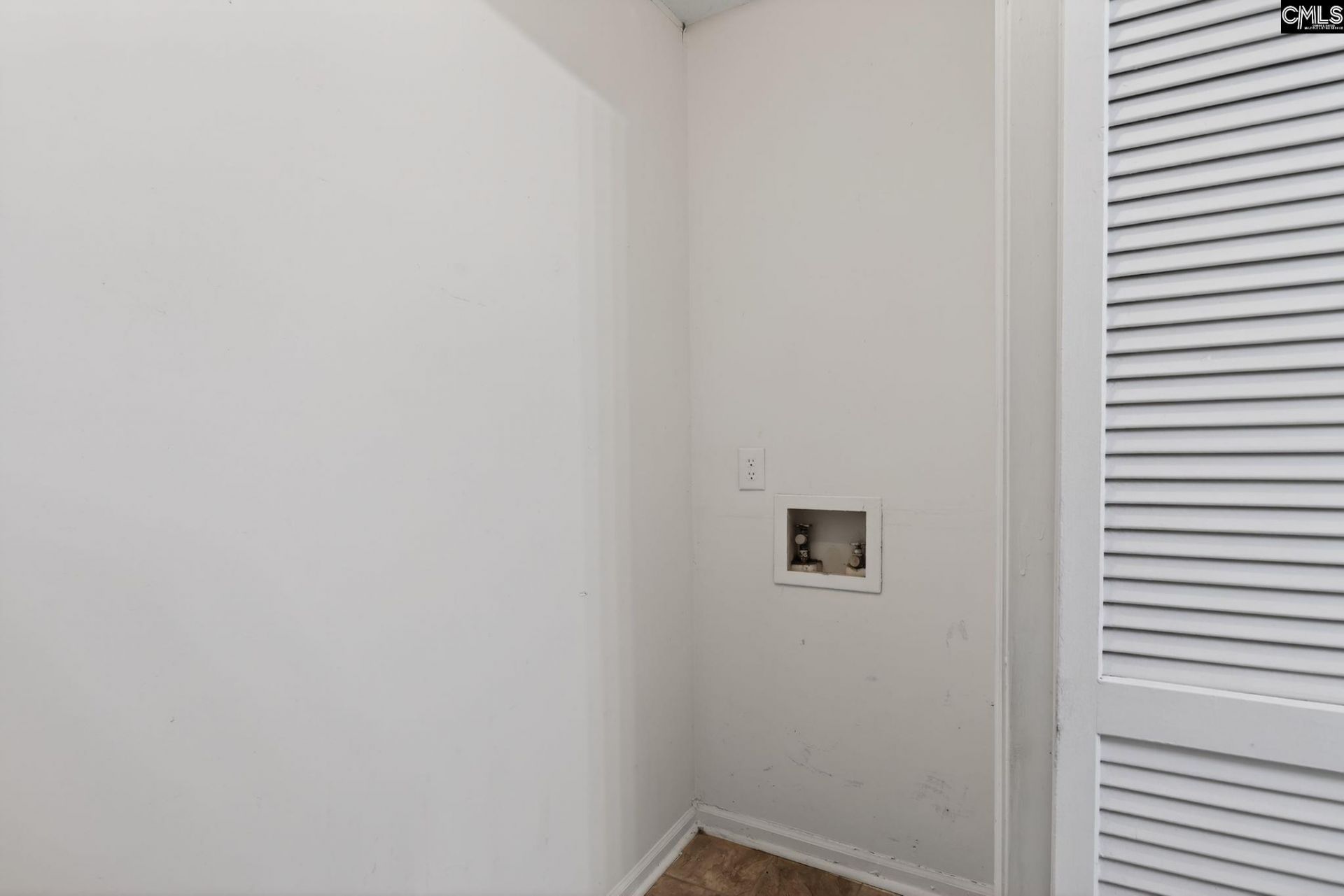 7933 Burdell Drive  Photo 34