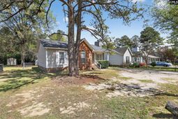 7933 Burdell Drive  photo 4