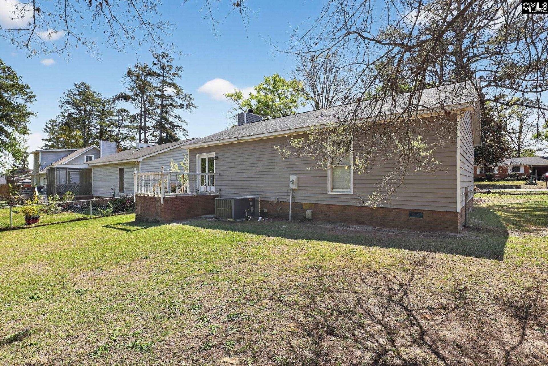 7933 Burdell Drive  Photo 7