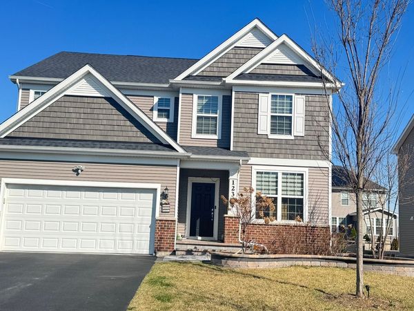 12344 S Meridian Lane , Plainfield, IL 60585