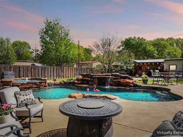 908 N Maple Street, Muenster, TX 76252