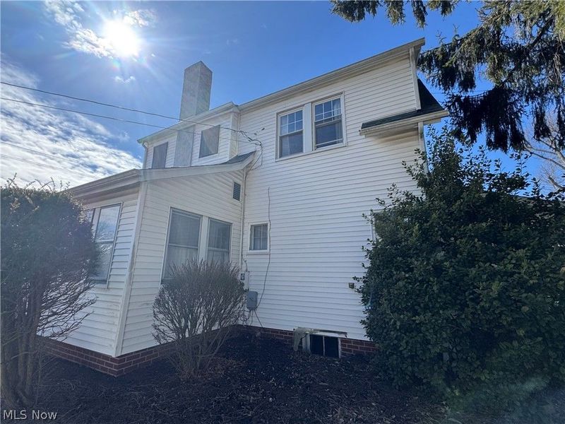 211 E Main Street , Saint Clairsville, OH 43950 Photo 5