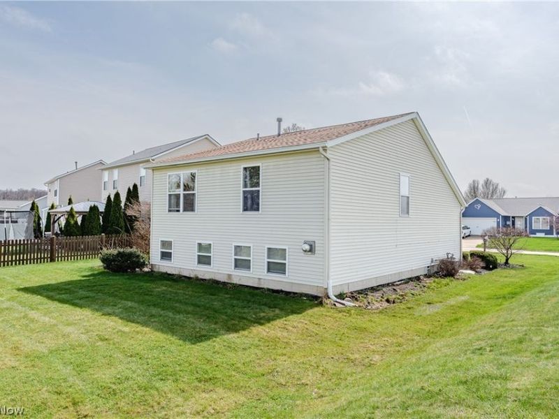 38222 Pebble Lake Trail, North Ridgeville, OH 44039 Photo 10