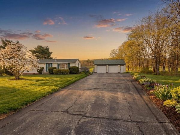 60 N Hill Road, Buckfield, ME 04220