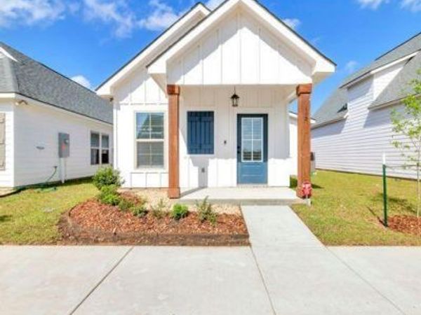 113 Sandstone Avenue , Scott, LA 70583