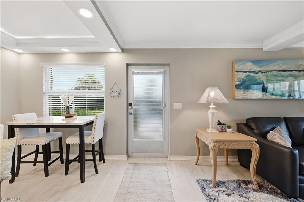 330 Kon Tiki Dr, Unit C7, Naples, FL 34113 Photo