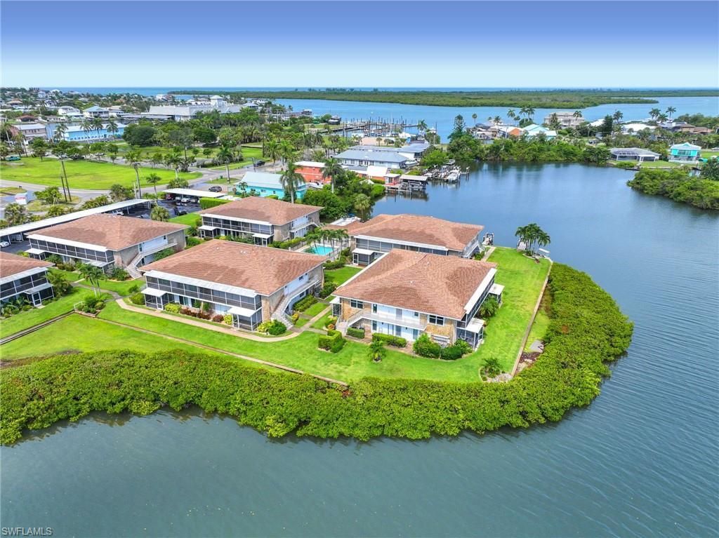 330 Kon Tiki Dr, Unit C7, Naples, FL 34113 Photo