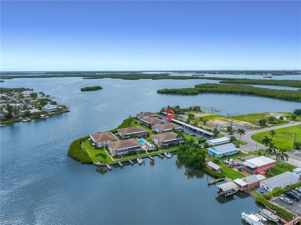 330 Kon Tiki Dr, Unit C7, Naples, FL 34113 Photo