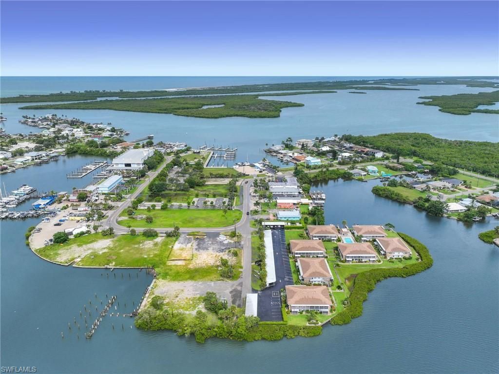 330 Kon Tiki Dr, Unit C7, Naples, FL 34113 Photo