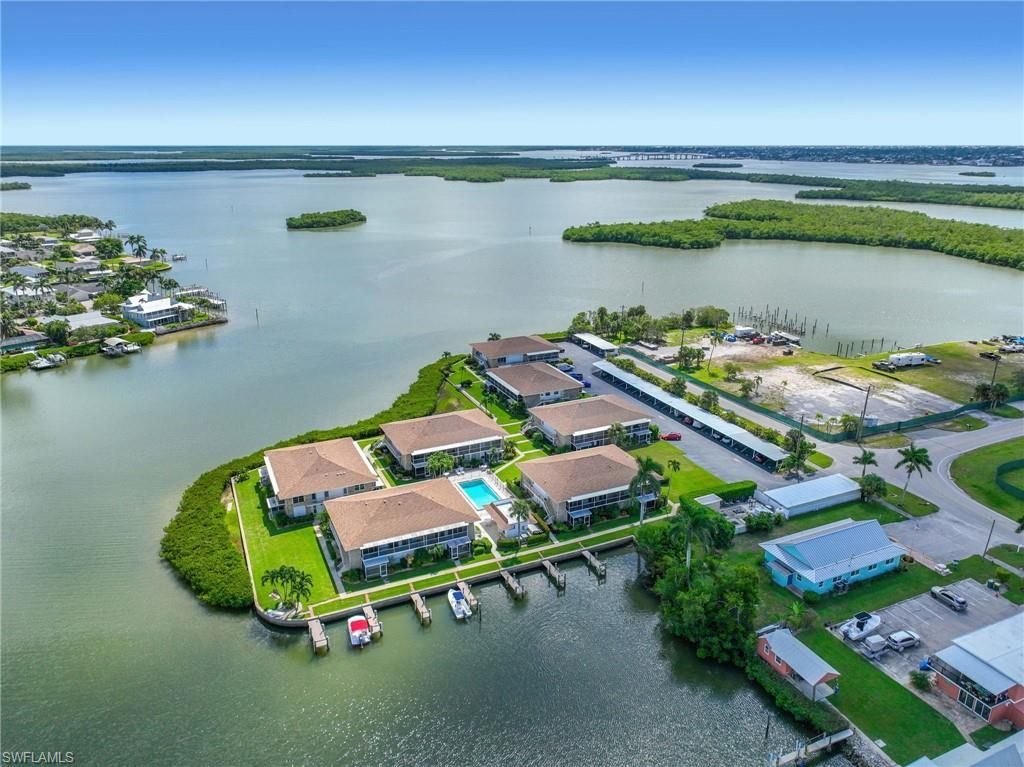 330 Kon Tiki Dr, Unit C7, Naples, FL 34113 Photo