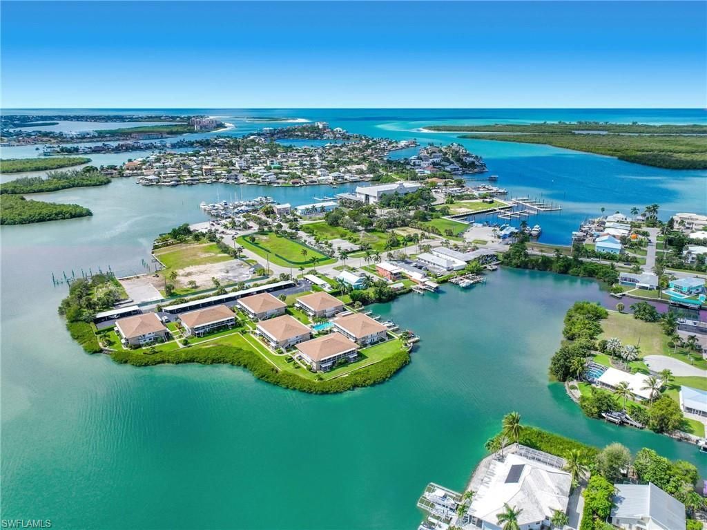 330 Kon Tiki Dr, Unit C7, Naples, FL 34113 Photo