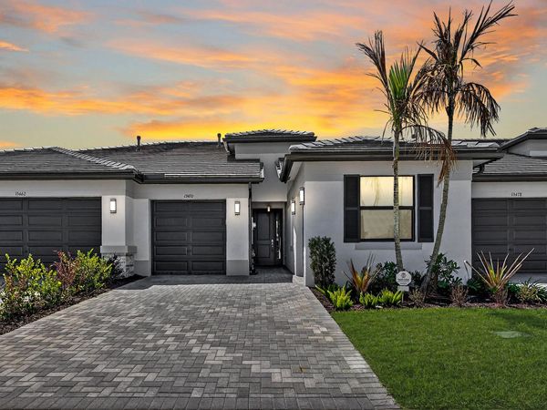 13470 SW Brightside Way, Port St. Lucie, FL 34987