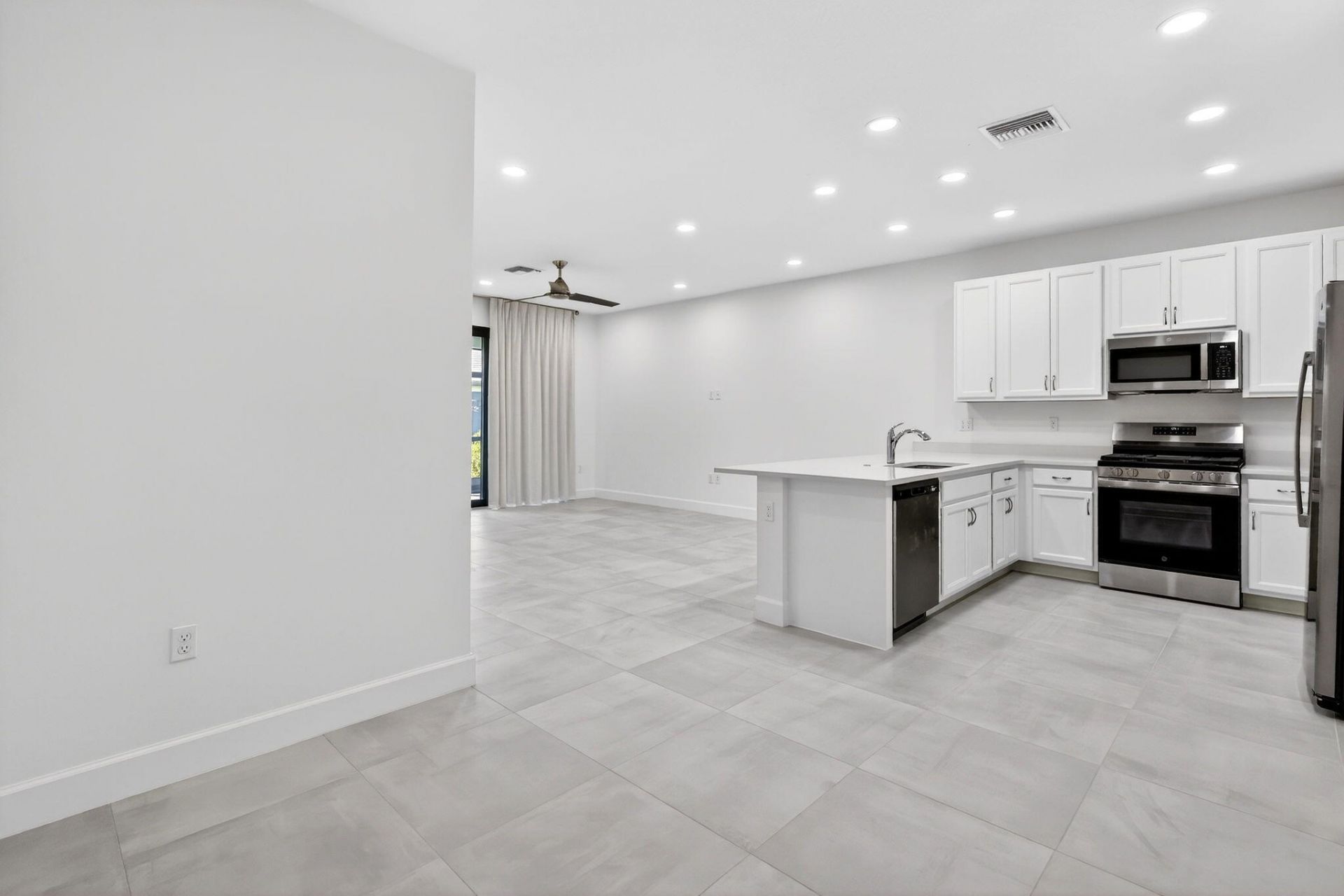 13470 SW Brightside Way, Port Saint Lucie, FL 34987 Photo