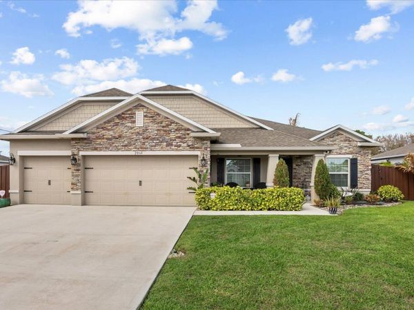 2064 SW Monterrey Lane, Port St. Lucie, FL 34953