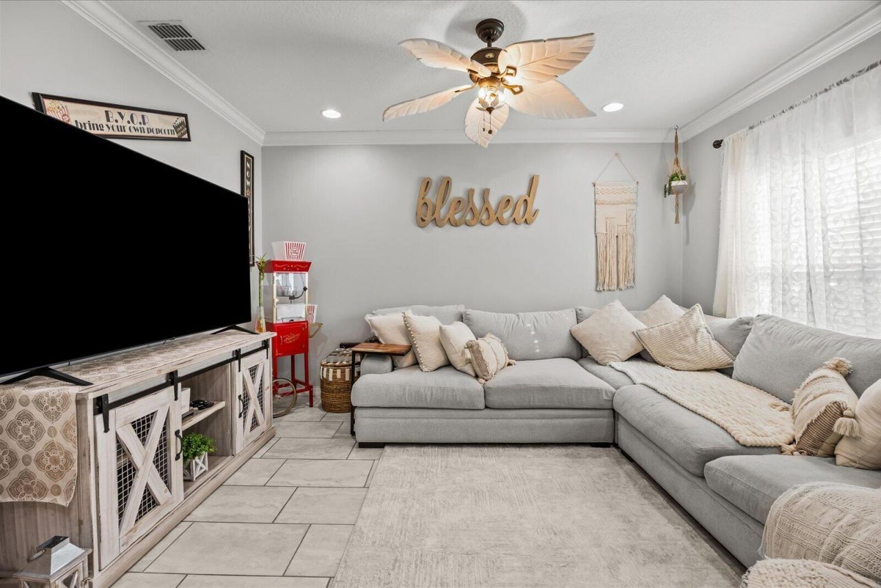 2064 SW Monterrey Lane, Port Saint Lucie, FL 34953 Photo