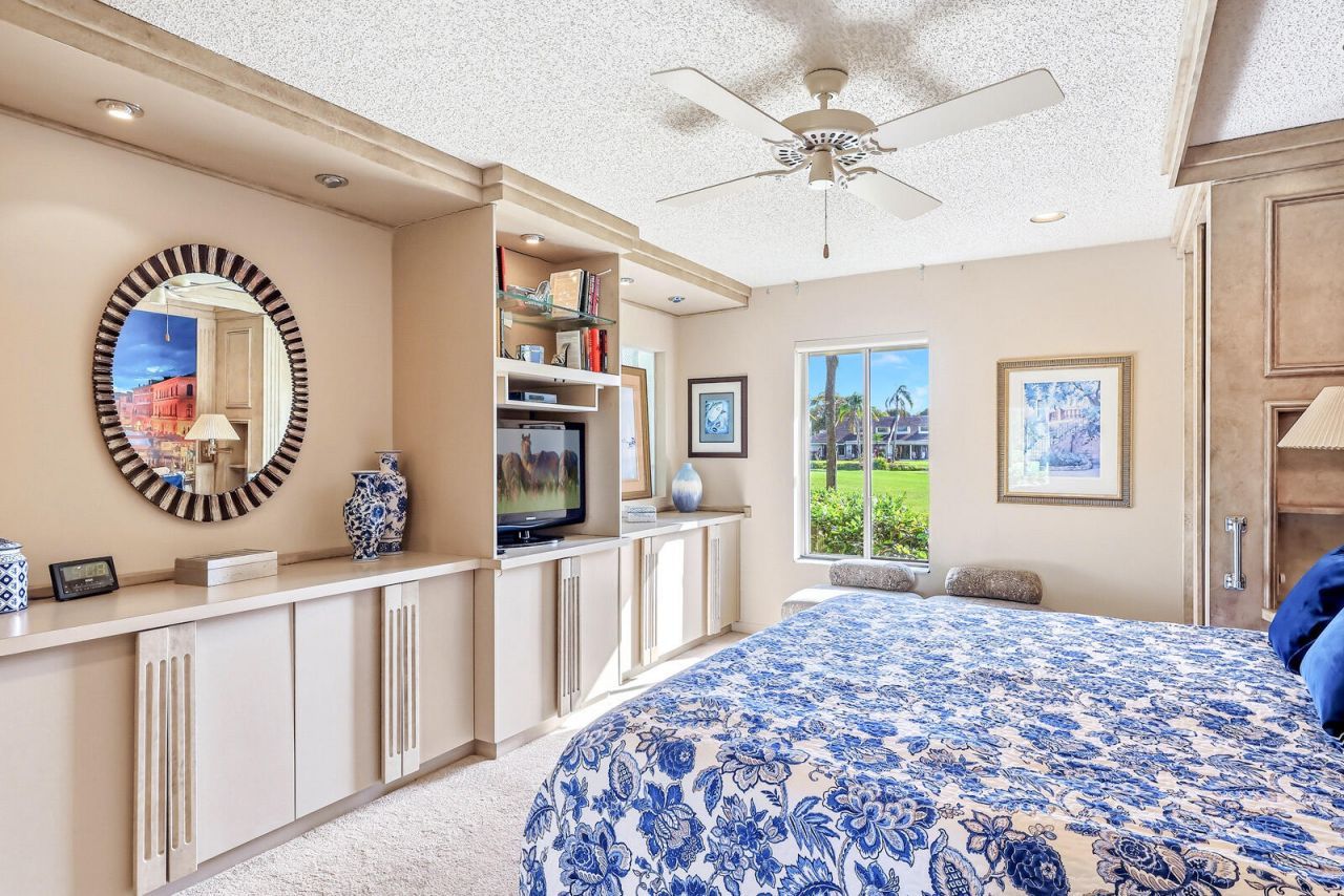 6974 Fountains Circle, Lake Worth, FL 33467 Photo