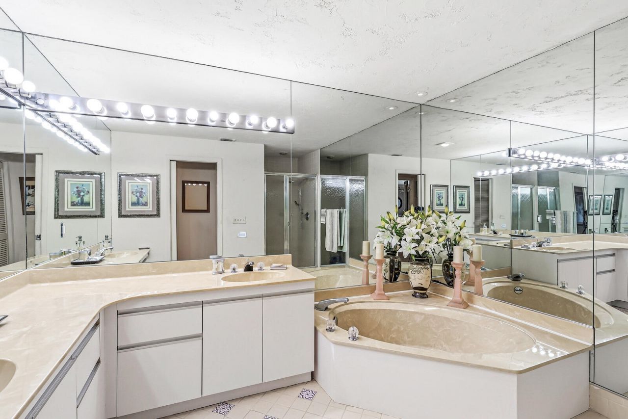 6974 Fountains Circle, Lake Worth, FL 33467 Photo