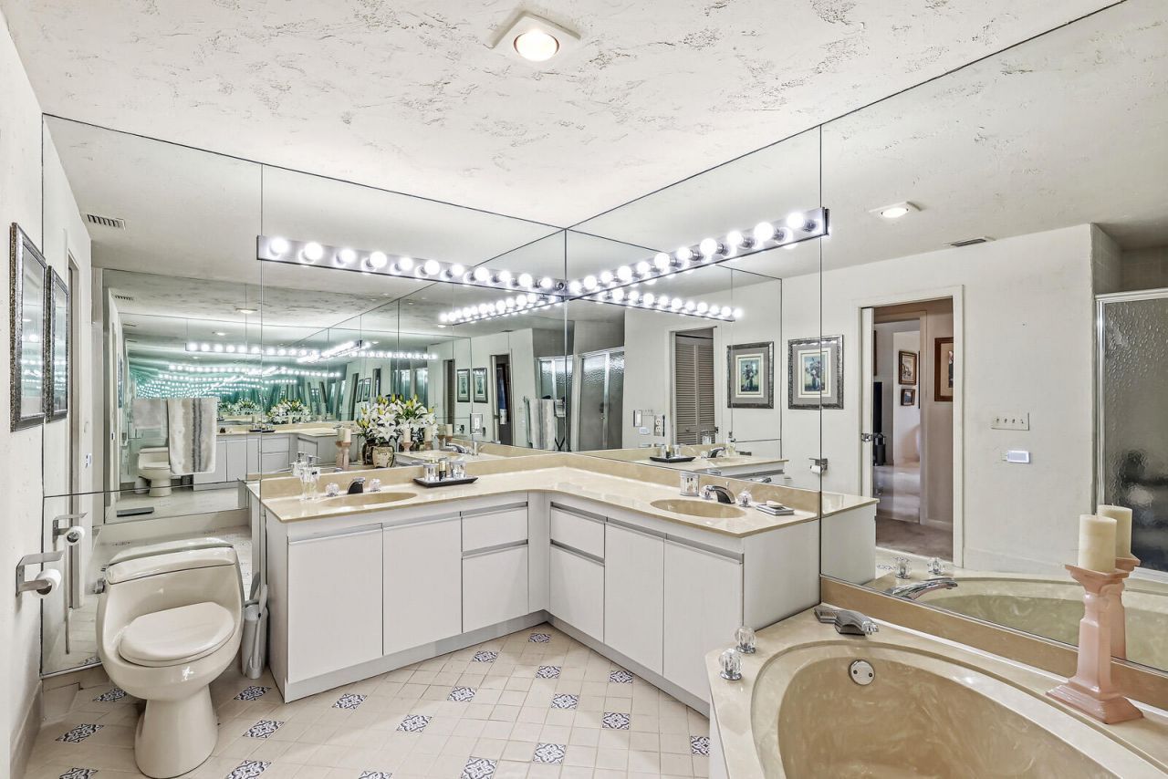 6974 Fountains Circle, Lake Worth, FL 33467 Photo