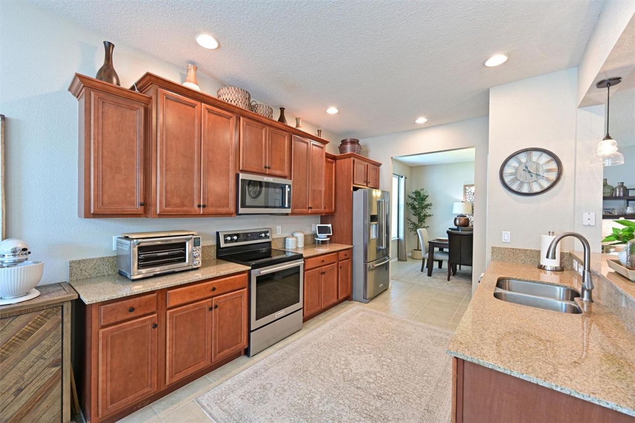 4428 67th Street E, Bradenton, FL 34203 Photo