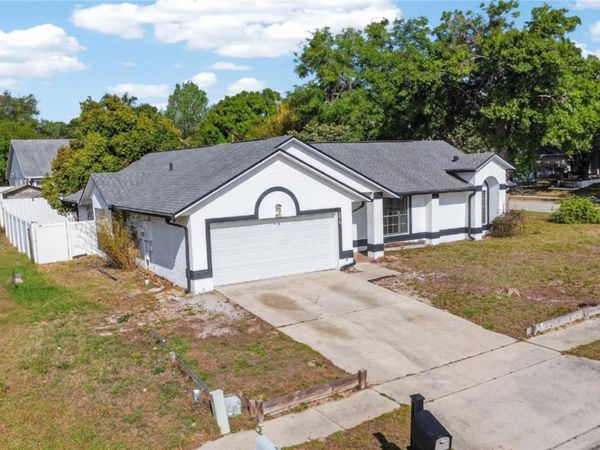 2075 HEDGEROW CIRCLE , OCOEE, FL 34761