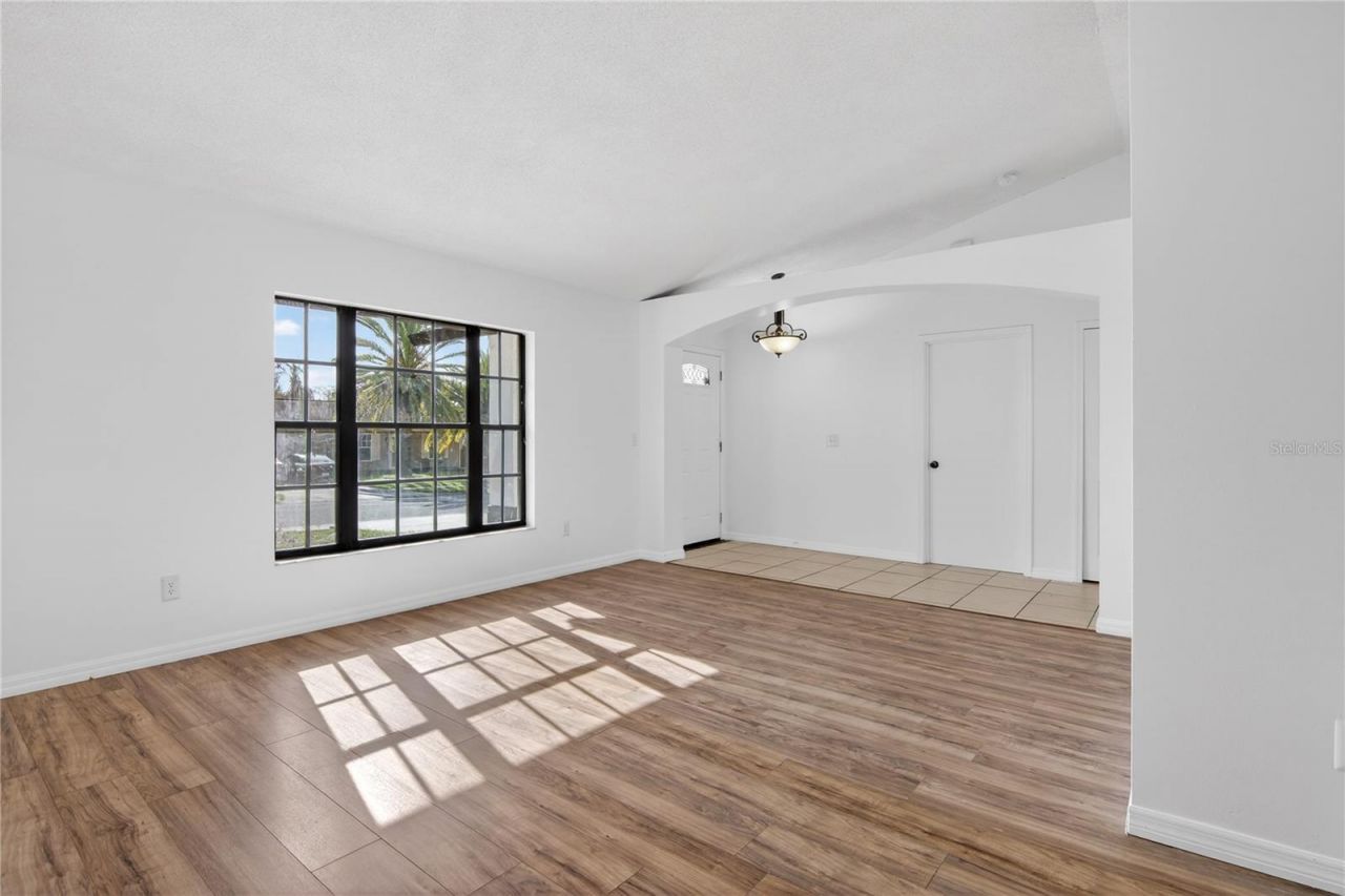 2075 Hedgerow Circle, Ocoee, FL 34761 Photo