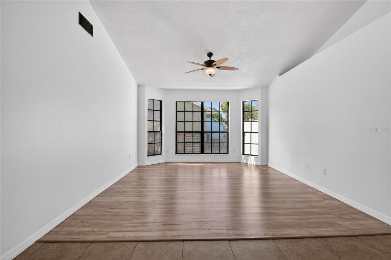 2075 Hedgerow Circle, Ocoee, FL 34761 Photo