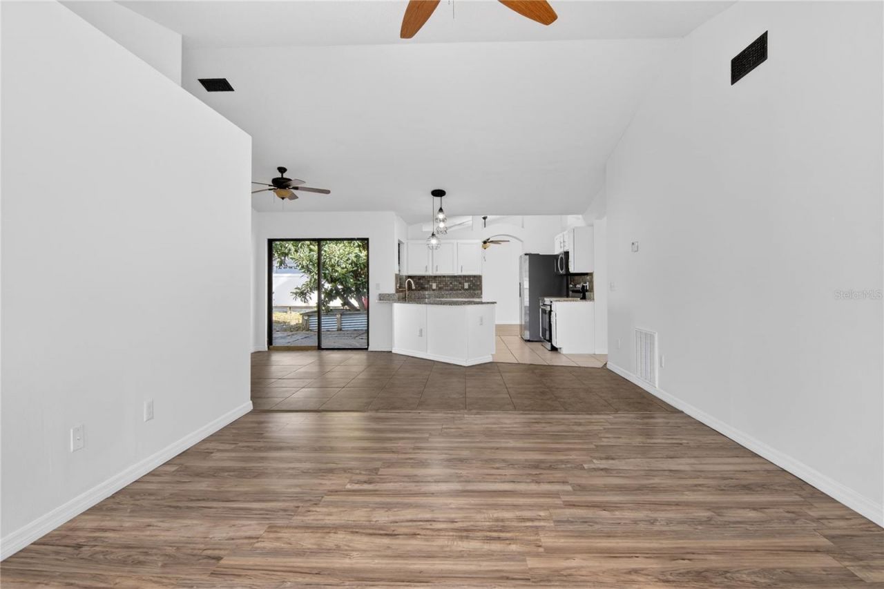 2075 Hedgerow Circle, Ocoee, FL 34761 Photo