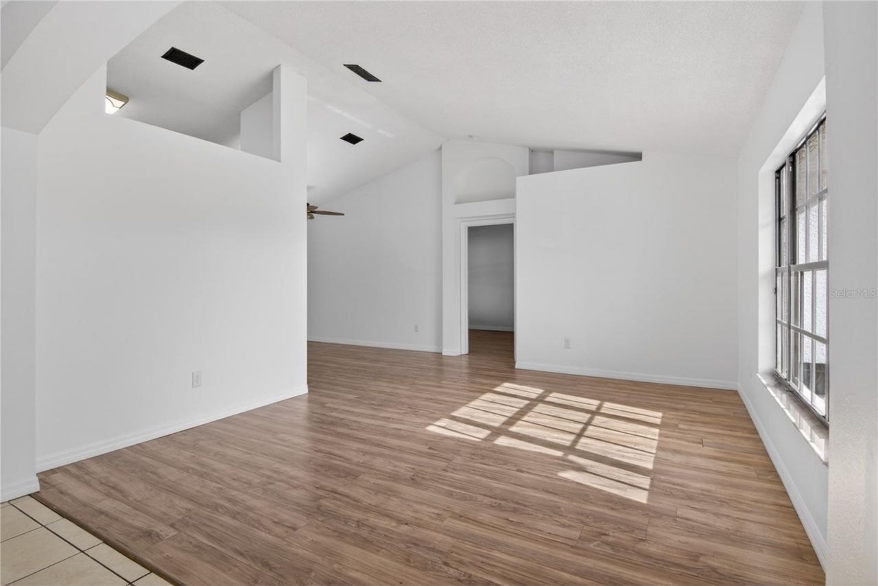 2075 Hedgerow Circle, Ocoee, FL 34761 Photo