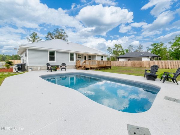 9910 W STATE ROAD 100 W, Starke, FL 32091
