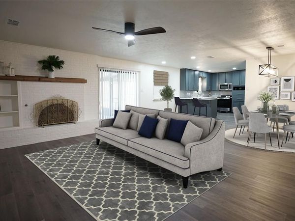 2121 Stonegate Drive N, Bedford, TX 76021