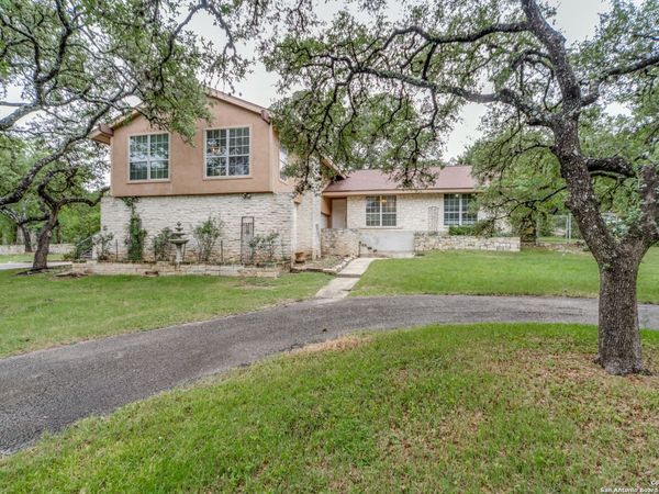9106 Saddle Trl, San Antonio, TX 78255
