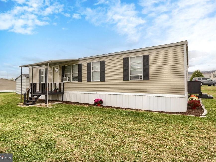 292 Dallas Drive , Grantville, PA 17028 Main Photo