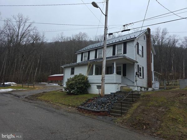 2432 PINE STREET , ROCK GLEN, PA 18246