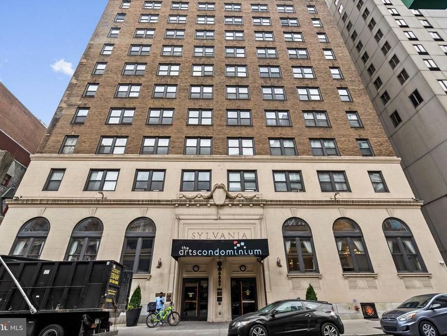 1324 Locust Street, Unit 203, Philadelphia, PA 19107 Main Photo