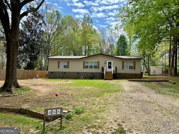 488 Lake Circle, Newnan, GA 30263