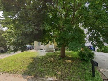 900 Mclaughlin Circle, Bellevue, NE 68005