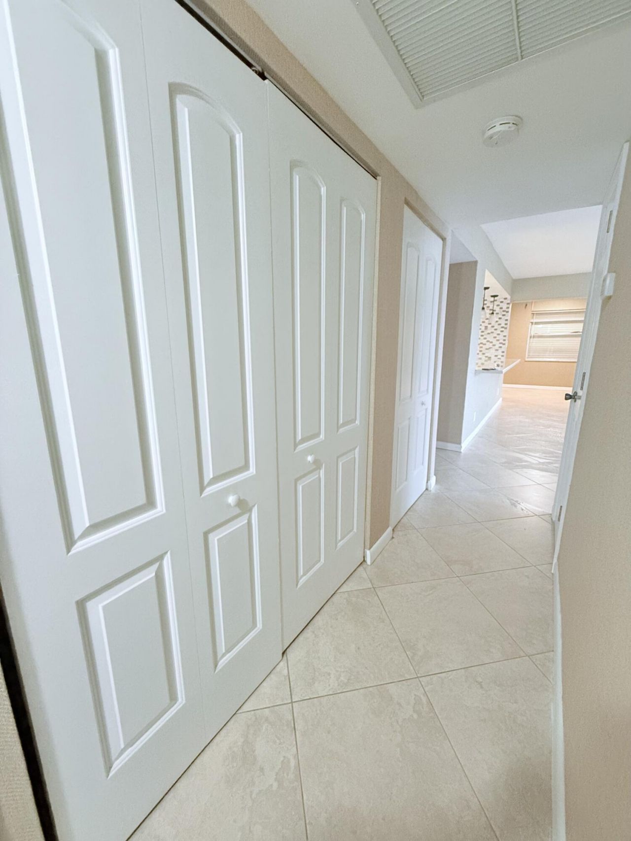 401 Golden Isles Drive, Hallandale Beach, FL 33009 Photo