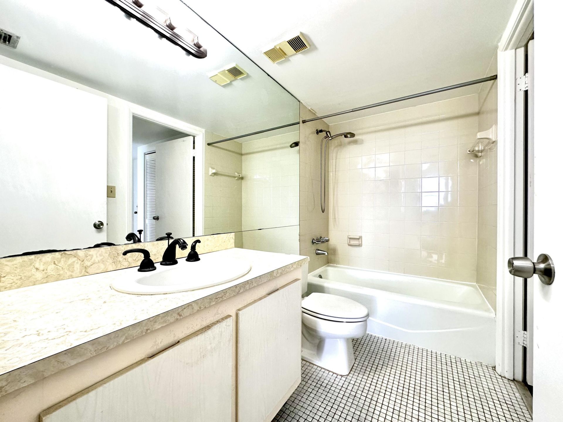 1470 NE 123rd Street, Unit A1010, North Miami, FL 33161 Photo