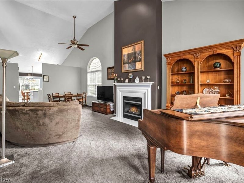 2640 Edgebrook Crossing, Twinsburg, OH 44087 Photo 2