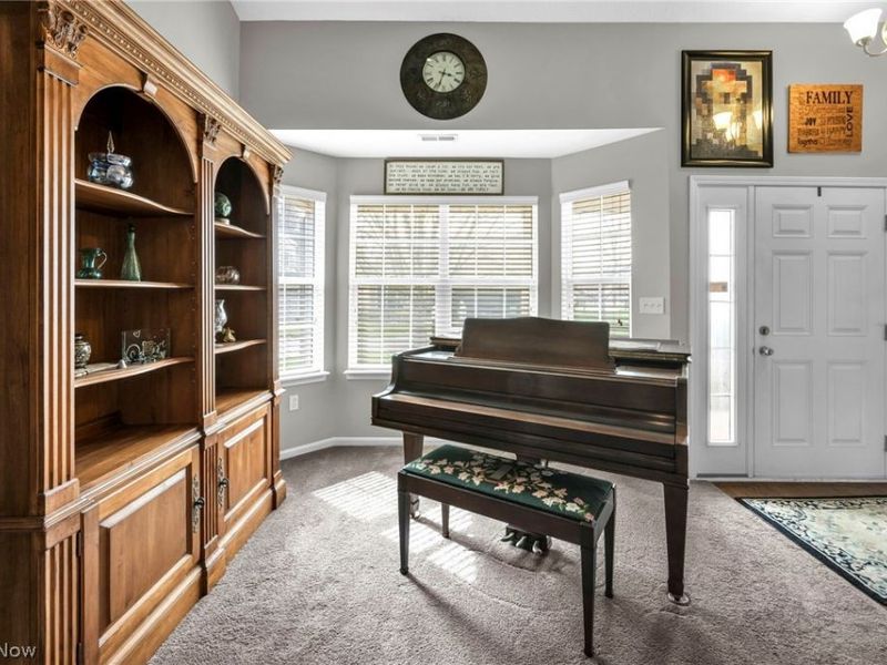 2640 Edgebrook Crossing, Twinsburg, OH 44087 Photo 7