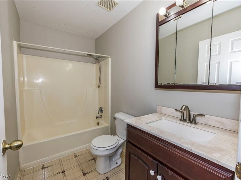 3800 Grace Drive, Kent, OH 44240 Photo 14