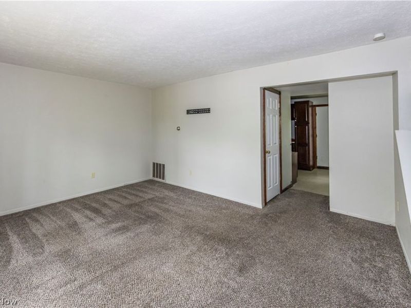 3800 Grace Drive, Kent, OH 44240 Photo 4