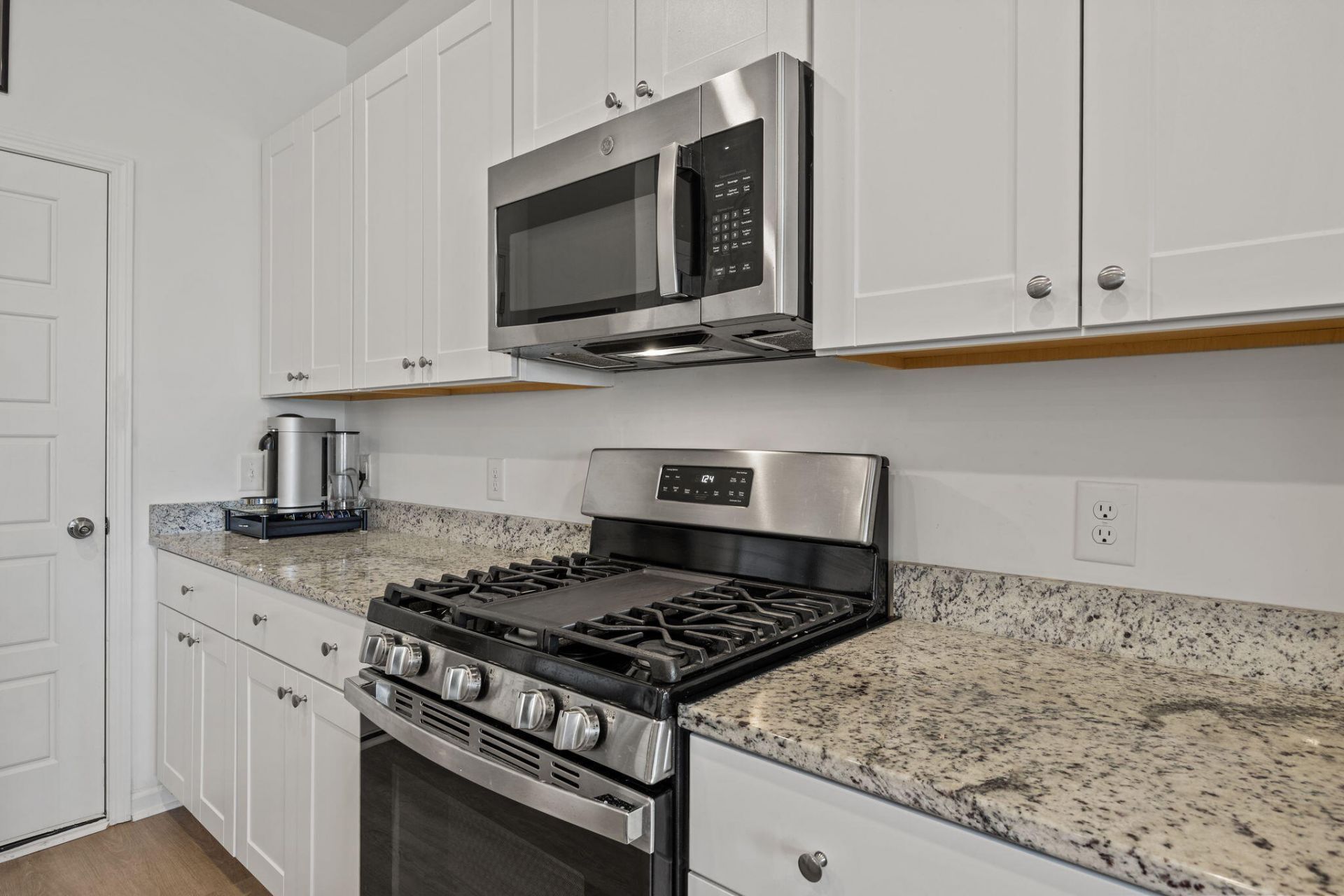 4005 E Associate Drive Photo 12