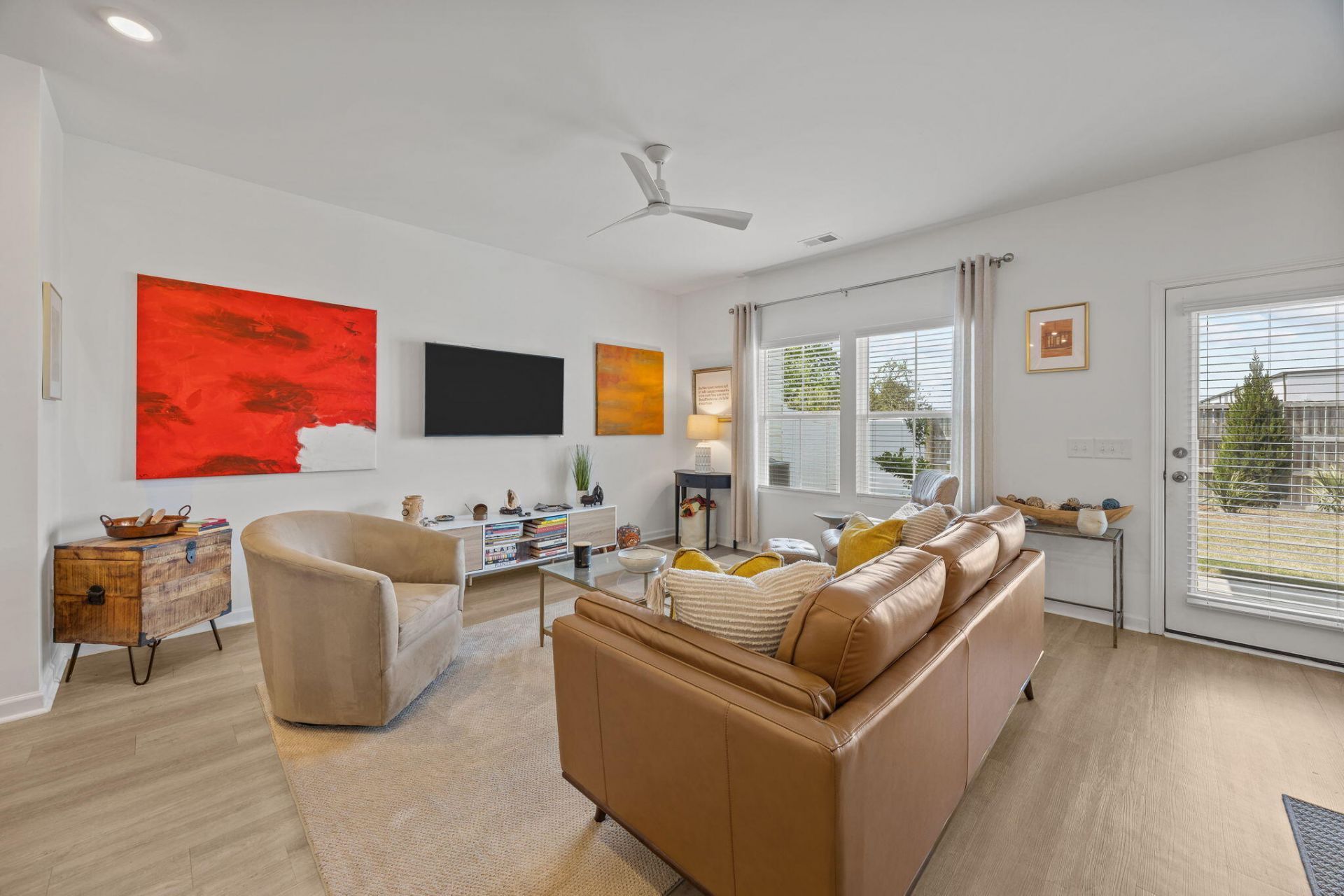 4005 E Associate Drive Photo 9