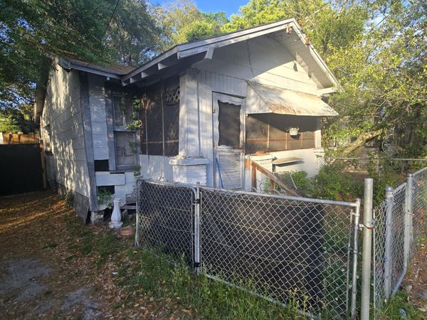 641 LONG BRANCH Boulevard, Jacksonville, FL 32206