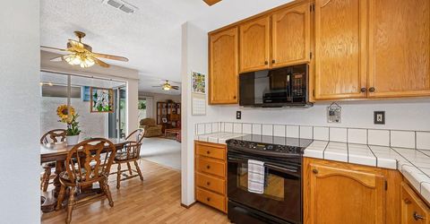 7505 Sunwest Ln, Sacramento, CA 95828 Photo