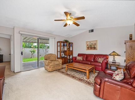 7505 Sunwest Ln, Sacramento, CA 95828 Photo