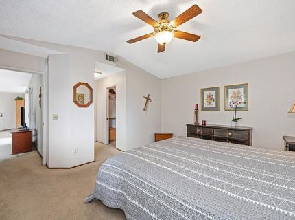 7505 Sunwest Ln, Sacramento, CA 95828 Photo