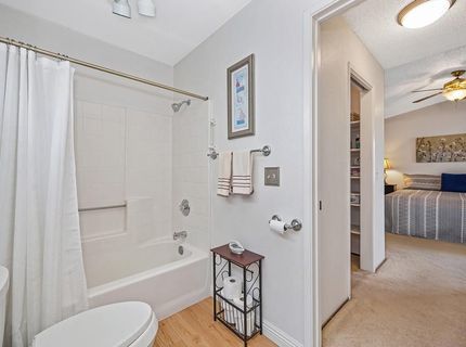 7505 Sunwest Ln, Sacramento, CA 95828 Photo